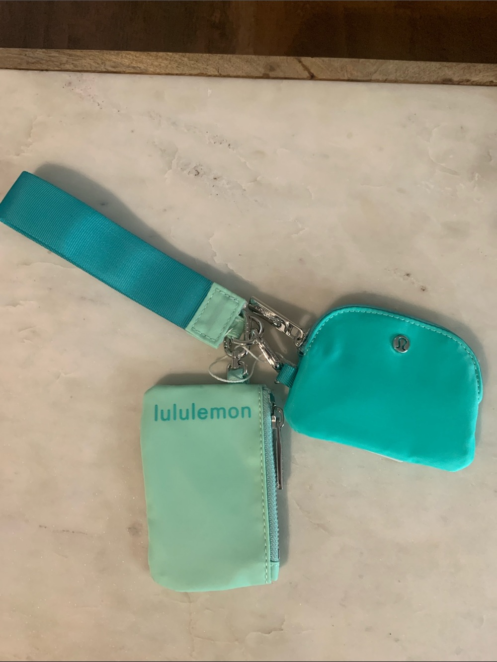 lululemon athletica Teal and Mint Key & Card Holder Wristlet